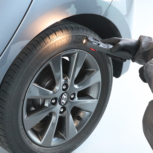 Check Light 2.0 – Versatile work light with CCT SCAN