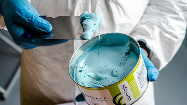 Polyester putty UL Azure 1kg + hardener - ultra light