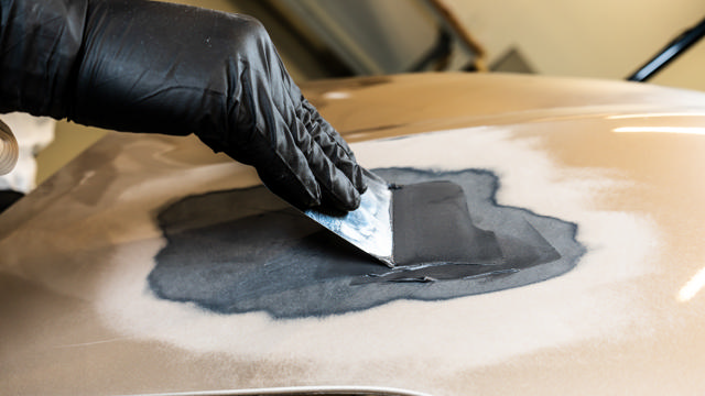 Plastfill-Polyester putty for plastic- 1 kg + hardener