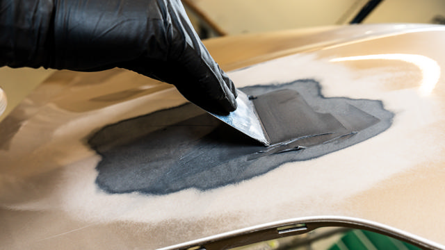 Plastfill-Polyester putty for plastic- 1 kg + hardener