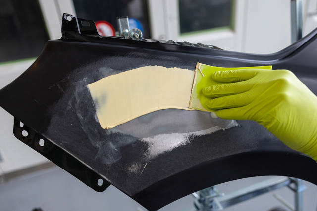 Polyester putty – light and easy to sand – 3.8kg