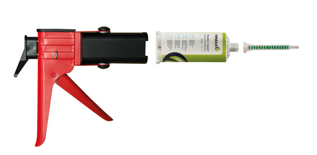 Applicator gun for plastic repair